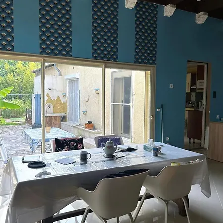 Climatisee F3 Entre Et Montpellier *