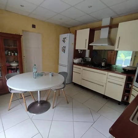 Climatisee F3 Entre Et Montpellier * لات